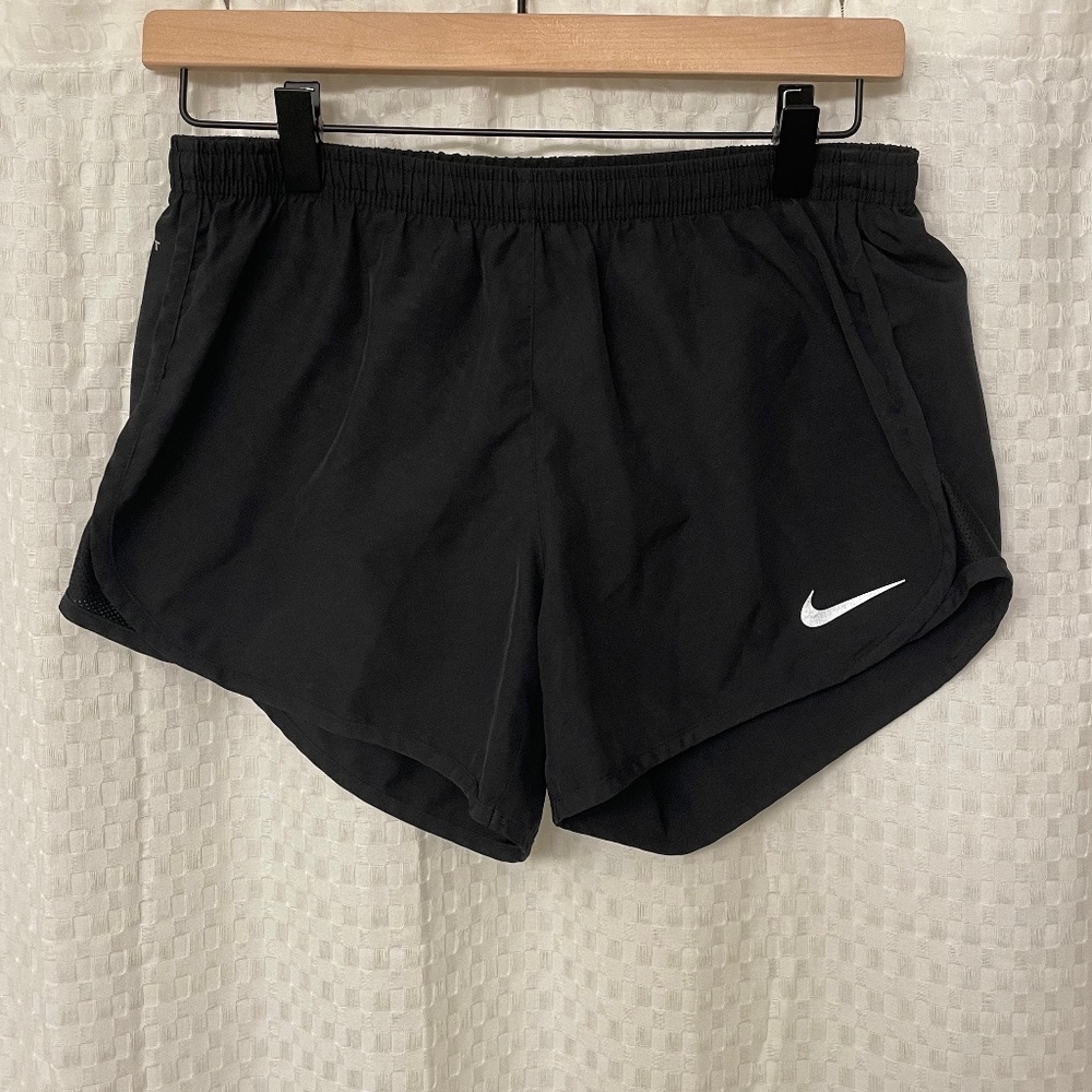 Nike Women's Tempo Dry Core 3'' Running Shorts